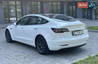 Седан Tesla Model 3 2019 в 