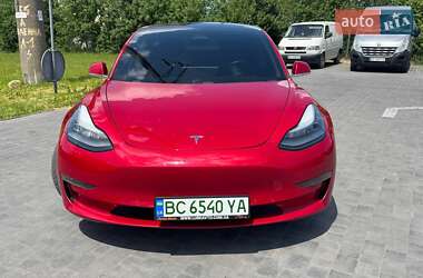 Седан Tesla Model 3 2019 в 