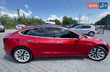 Седан Tesla Model 3 2019 в 