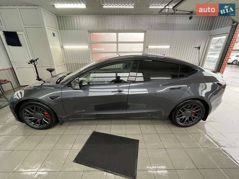 Седан Tesla Model 3 2022 в Киеве фото 14 Седан Tesla Model 3 2022 в Киеве