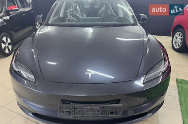 Седан Tesla Model 3 2024 в Одесі