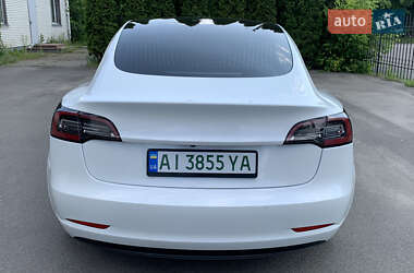 Седан Tesla Model 3 2019 в 