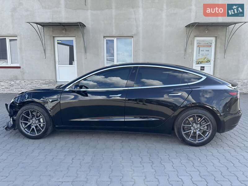 Седан Tesla Model 3 2018 в Луцке фото 4 Седан Tesla Model 3 2018 в Луцке