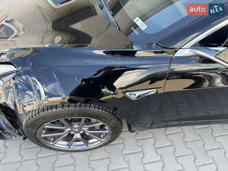 Седан Tesla Model 3 2018 в Луцке фото 38 Седан Tesla Model 3 2018 в Луцке