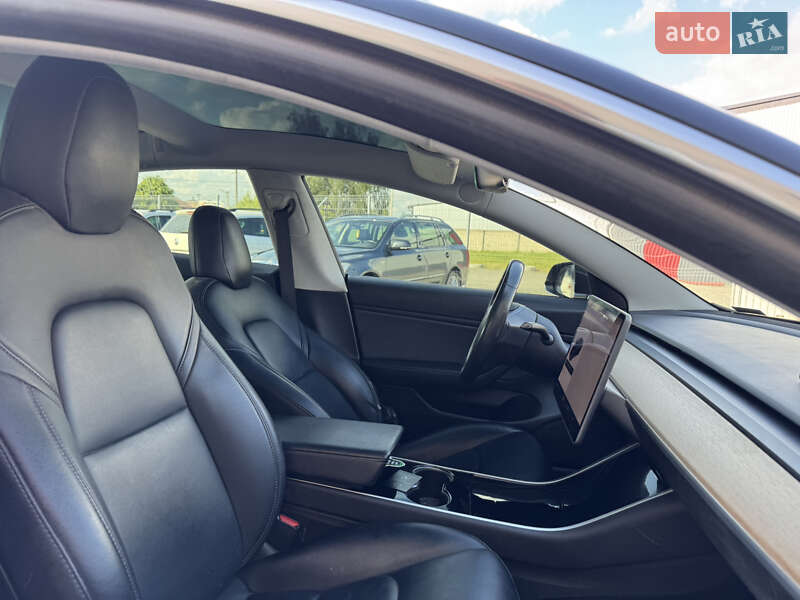 Седан Tesla Model 3 2018 в Луцке фото 26 Седан Tesla Model 3 2018 в Луцке
