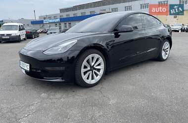 Седан Tesla Model 3 2023 в Киеве