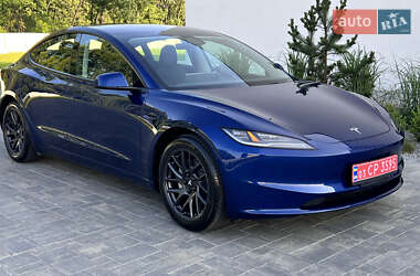 Седан Tesla Model 3 2024 в Луцке