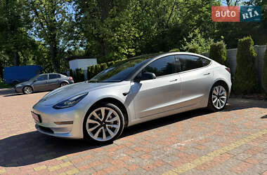 Седан Tesla Model 3 2018 в 