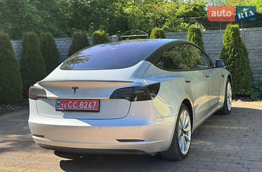 Седан Tesla Model 3 2018 в 