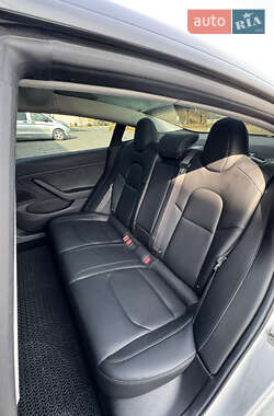 Седан Tesla Model 3 2018 в 