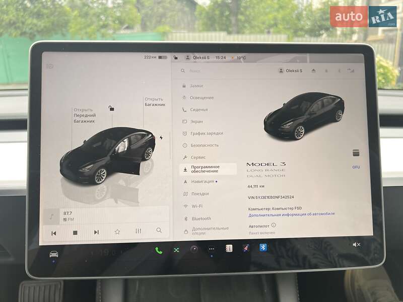 Седан Tesla Model 3 2022 в Киеве