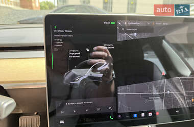 Седан Tesla Model 3 2018 в 