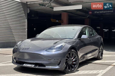 Седан Tesla Model 3 2023 в Киеве