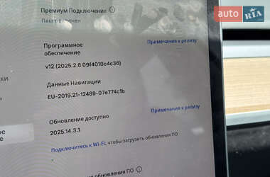 Седан Tesla Model 3 2023 в 