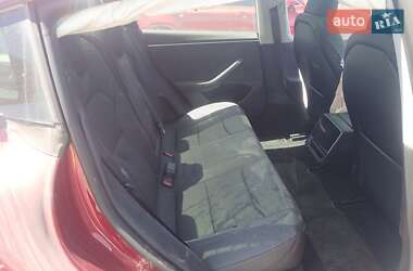 Седан Tesla Model 3 2024 в 