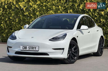 Седан Tesla Model 3 2019 в 