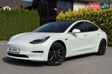 Седан Tesla Model 3 2019 в 