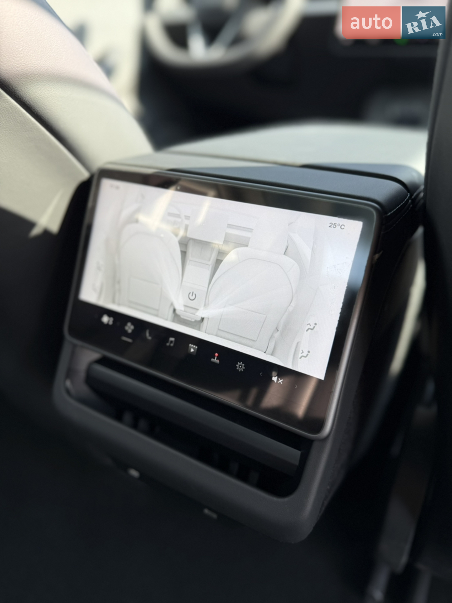 2024 Tesla Model 3 - мініатюра 19