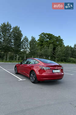 Седан Tesla Model 3 2020 в 