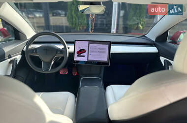 Седан Tesla Model 3 2020 в 