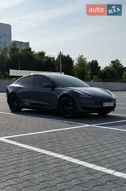 Седан Tesla Model 3 2019 в 