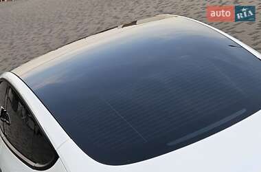 Седан Tesla Model 3 2023 в 
