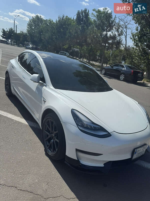Седан Tesla Model 3 2019 в Одессе фото 24 Седан Tesla Model 3 2019 в Одессе