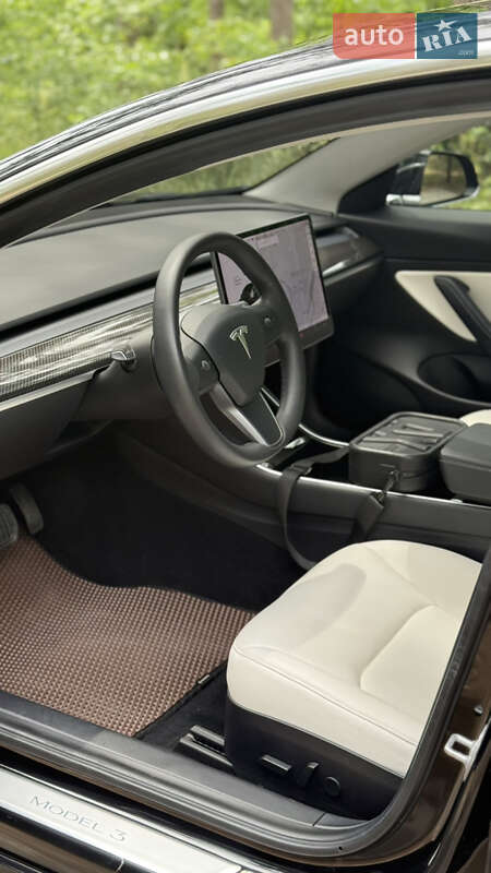 Седан Tesla Model 3 2020 в Києві фото 9 Седан Tesla Model 3 2020 в Києві