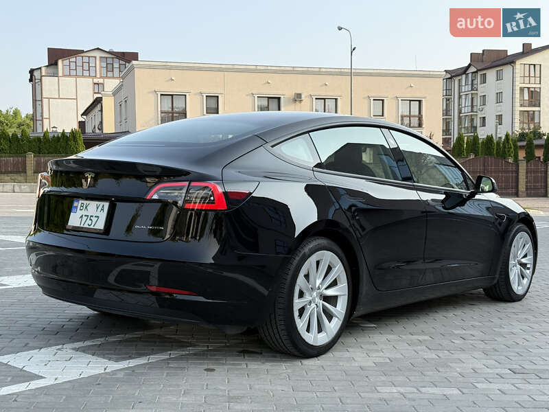 Седан Tesla Model 3 2022 в Ровно фото 12 Седан Tesla Model 3 2022 в Ровно