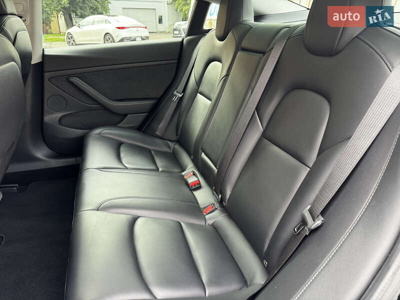 Седан Tesla Model 3 2021 в Киеве фото 39 Седан Tesla Model 3 2021 в Киеве