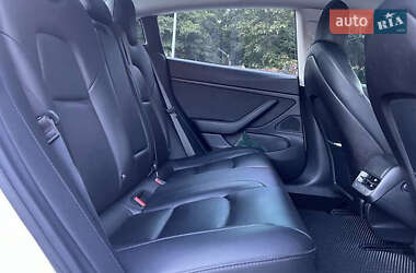 Седан Tesla Model 3 2018 в 