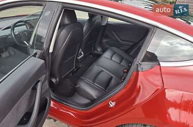 Седан Tesla Model 3 2018 в 