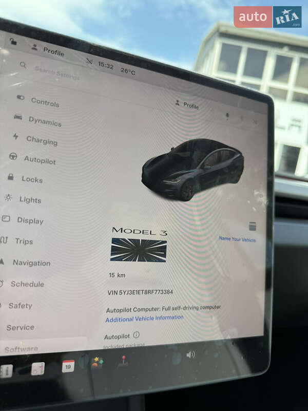Седан Tesla Model 3 2024 в Виннице