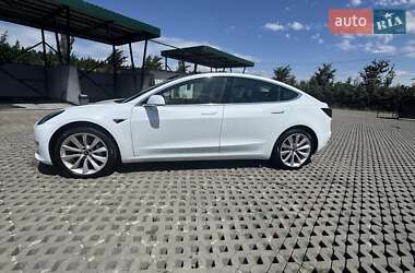 Седан Tesla Model 3 2018 в 