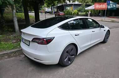 Седан Tesla Model 3 2020 в 