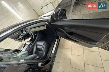 Седан Tesla Model 3 2018 в 
