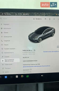 Седан Tesla Model 3 2021 в 