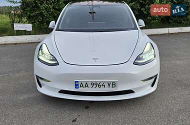 Седан Tesla Model 3 2018 в Киеве