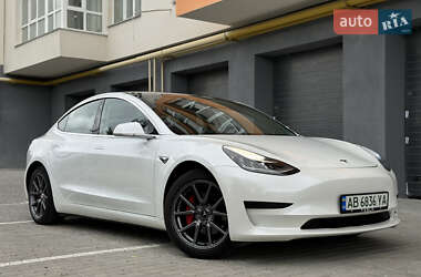 Седан Tesla Model 3 2020 в 