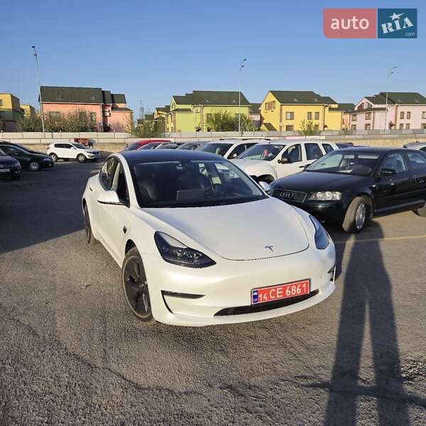 Седан Tesla Model 3 2021 в Вінниці