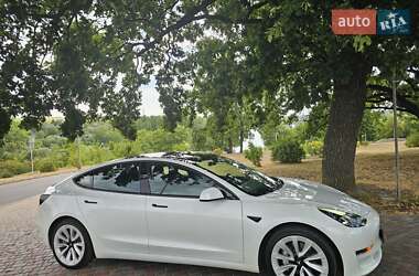 Седан Tesla Model 3 2021 в Кропивницком