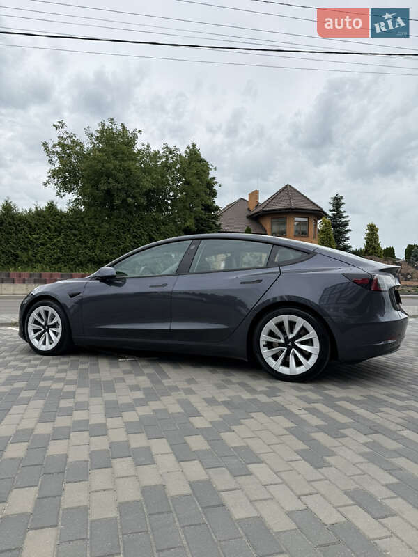 Седан Tesla Model 3 2021 в Луцке фото 11 Седан Tesla Model 3 2021 в Луцке