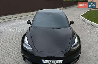Седан Tesla Model 3 2019 в 