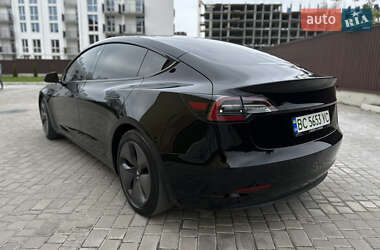 Седан Tesla Model 3 2019 в 