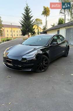 Седан Tesla Model 3 2018 в 