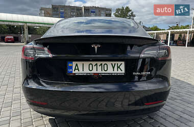 Седан Tesla Model 3 2019 в 