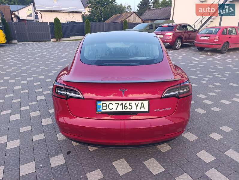 Седан Tesla Model 3 2021 в Львове фото 33 Седан Tesla Model 3 2021 в Львове