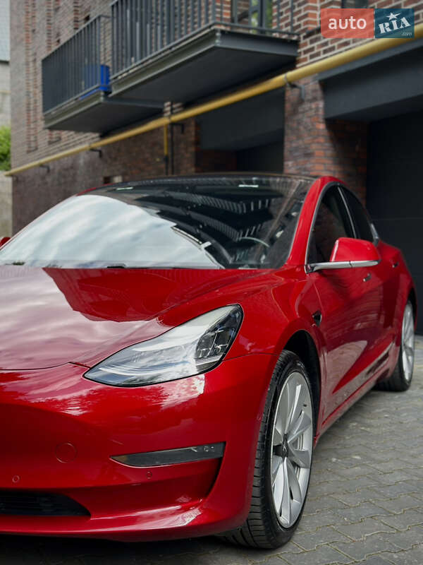 Седан Tesla Model 3 2018 в Хмельницком