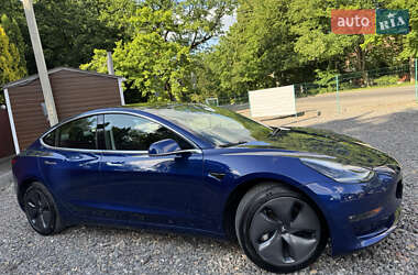 Седан Tesla Model 3 2019 в 
