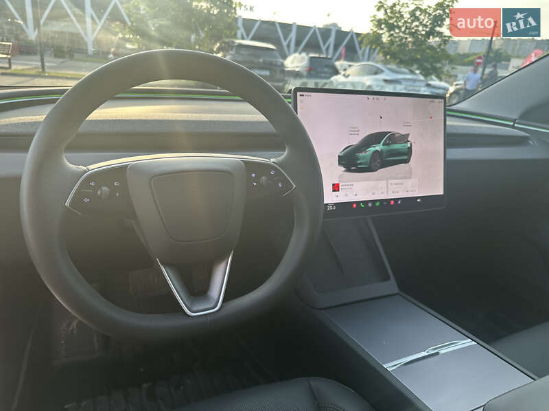 Седан Tesla Model 3 2024 в Хмельницком
